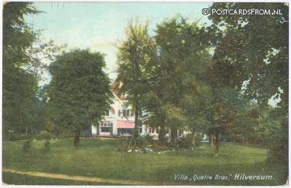 ansichtkaart: Hilversum, Villa 'Quattre Bras'