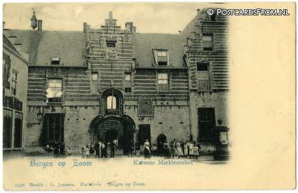 ansichtkaart: Bergen op Zoom, Kazerne Markiezenhof