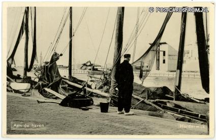ansichtkaart: Harderwijk, Aan de haven